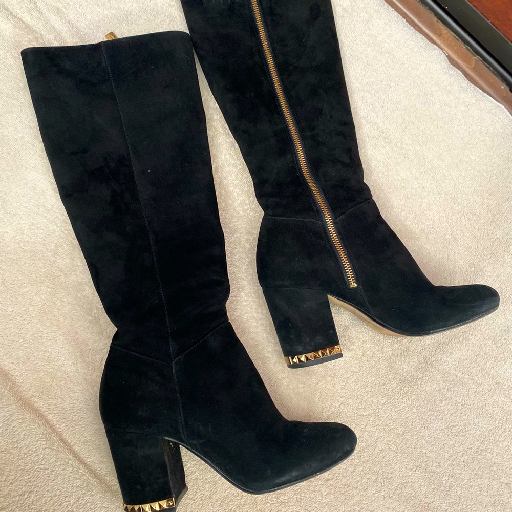 Michael kors suede boots size 7